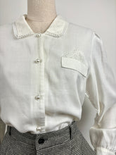 Load image into Gallery viewer, Dorothy {12}