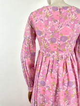 Load image into Gallery viewer, Taffy {8-10}