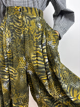 Load image into Gallery viewer, Ellen {12}