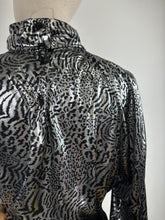 Load image into Gallery viewer, Jeri {16}