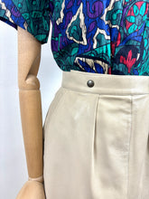 Load image into Gallery viewer, Arnie {8}