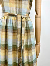 Load image into Gallery viewer, Vera {10-12}