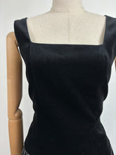 Load image into Gallery viewer, Laura {14}