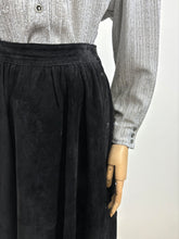 Load image into Gallery viewer, Elsa {12}