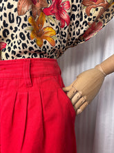 Load image into Gallery viewer, Wilma {16}