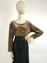 Load image into Gallery viewer, Cruella {14-16}