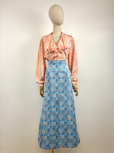 Load image into Gallery viewer, Blue Moon {10}