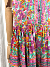 Load image into Gallery viewer, Honeysuckle {12}