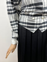 Load image into Gallery viewer, Lois {12}