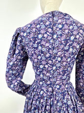 Load image into Gallery viewer, Viola {12}