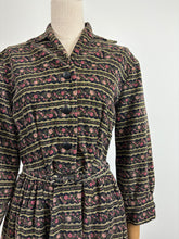 Load image into Gallery viewer, Briar Rose {10}