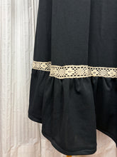 Load image into Gallery viewer, Charlotte {10-12}