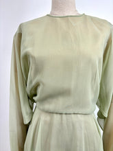 Load image into Gallery viewer, Pistachio {10-12}