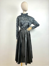 Load image into Gallery viewer, Mercury {6-8}