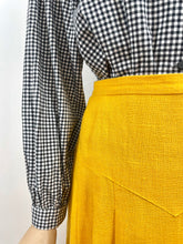 Load image into Gallery viewer, Birdie {10}