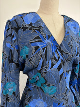 Load image into Gallery viewer, Poppy {12}