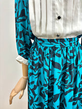 Load image into Gallery viewer, Bobbie {12}