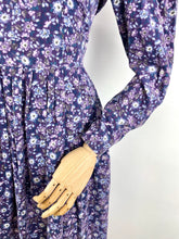 Load image into Gallery viewer, Viola {12}