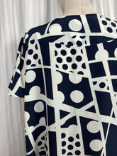 Load image into Gallery viewer, Suki {16-18}