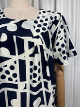 Load image into Gallery viewer, Suki {16-18}