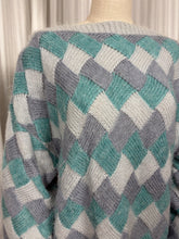 Load image into Gallery viewer, Quinn {18}