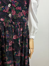 Load image into Gallery viewer, Cottonopolis {10}