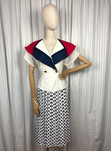 Load image into Gallery viewer, Zeller {18}