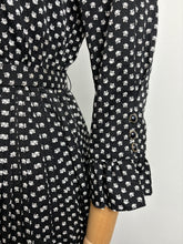 Load image into Gallery viewer, Magnolia {10}