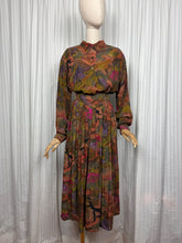 Load image into Gallery viewer, Metro {8-10}