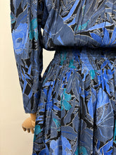 Load image into Gallery viewer, Poppy {12}