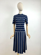 Load image into Gallery viewer, Nan {10-12}