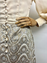 Load image into Gallery viewer, Sovereign {8-10}