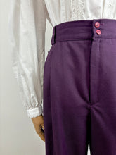 Load image into Gallery viewer, Iris {14-16}