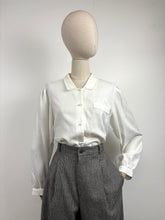 Load image into Gallery viewer, Dorothy {12}