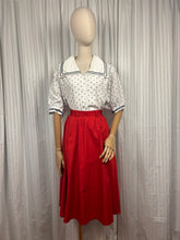 Load image into Gallery viewer, Daisy {10}