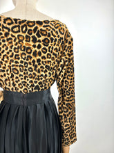 Load image into Gallery viewer, Cruella {14-16}