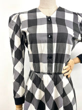 Load image into Gallery viewer, Willow {10-12}