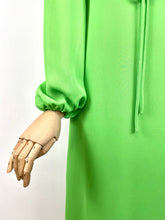 Load image into Gallery viewer, Ivy {10}