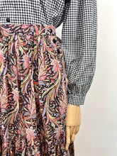 Load image into Gallery viewer, Paisley {8}