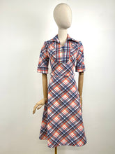 Load image into Gallery viewer, Harlow {10}