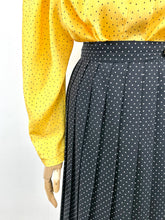 Load image into Gallery viewer, Dottie {10}