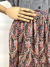 Load image into Gallery viewer, Paisley {8}