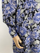 Load image into Gallery viewer, Anemone {12}