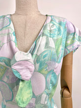 Load image into Gallery viewer, Bubbles {14}