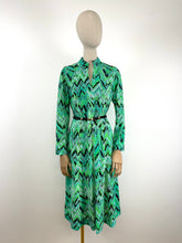 Load image into Gallery viewer, Ivy {16}