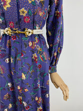 Load image into Gallery viewer, Half Hitch {14}
