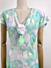 Load image into Gallery viewer, Bubbles {14}