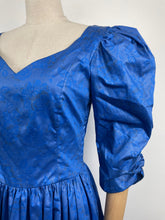 Load image into Gallery viewer, Bluebird {8}