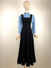 Load image into Gallery viewer, Mirtle {8-10}