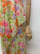 Load image into Gallery viewer, Aster {8}